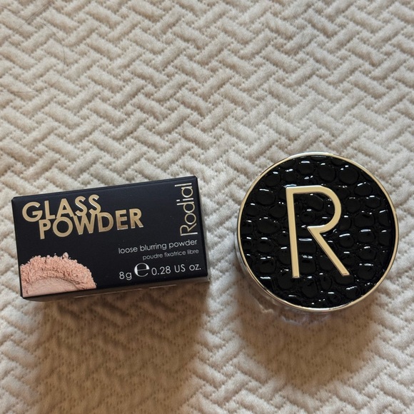 Rodial Glass Powder - Picture 1 of 2